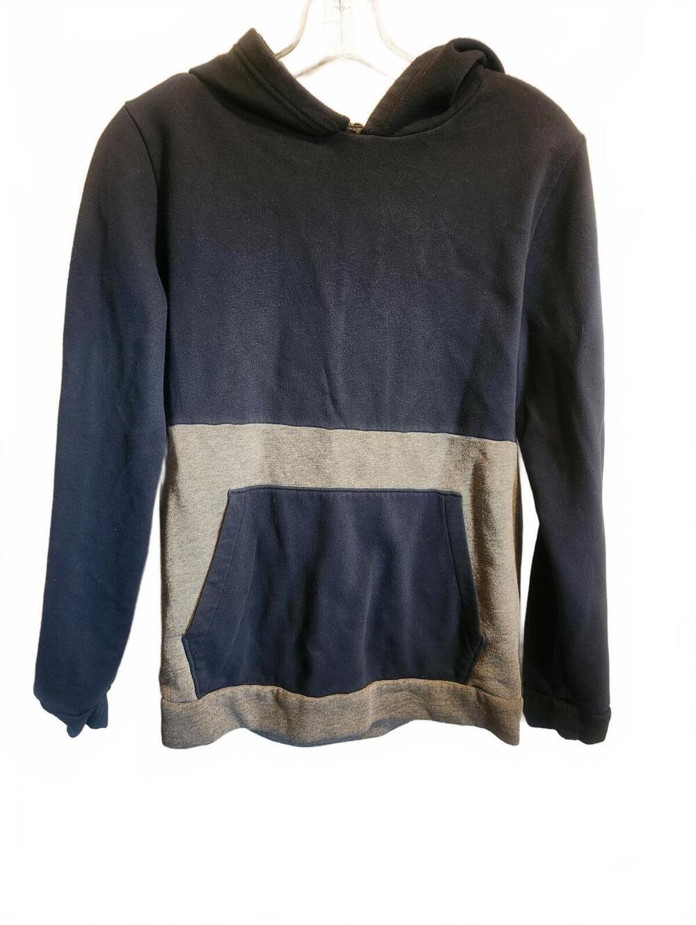 Tek Gear Grey/Navy Hoodie. Youth Size XL 18-20. Excellent condition